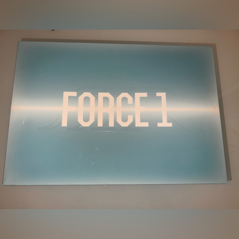 Air Force 1 X Swavorski - Picture 2 of 4